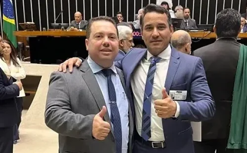 Em Brasília, o prefeito eleito Rodrigo Sacuno com o deputado federal Rodolfo Nogueira: parceria por Naviraí. ©Divulgação